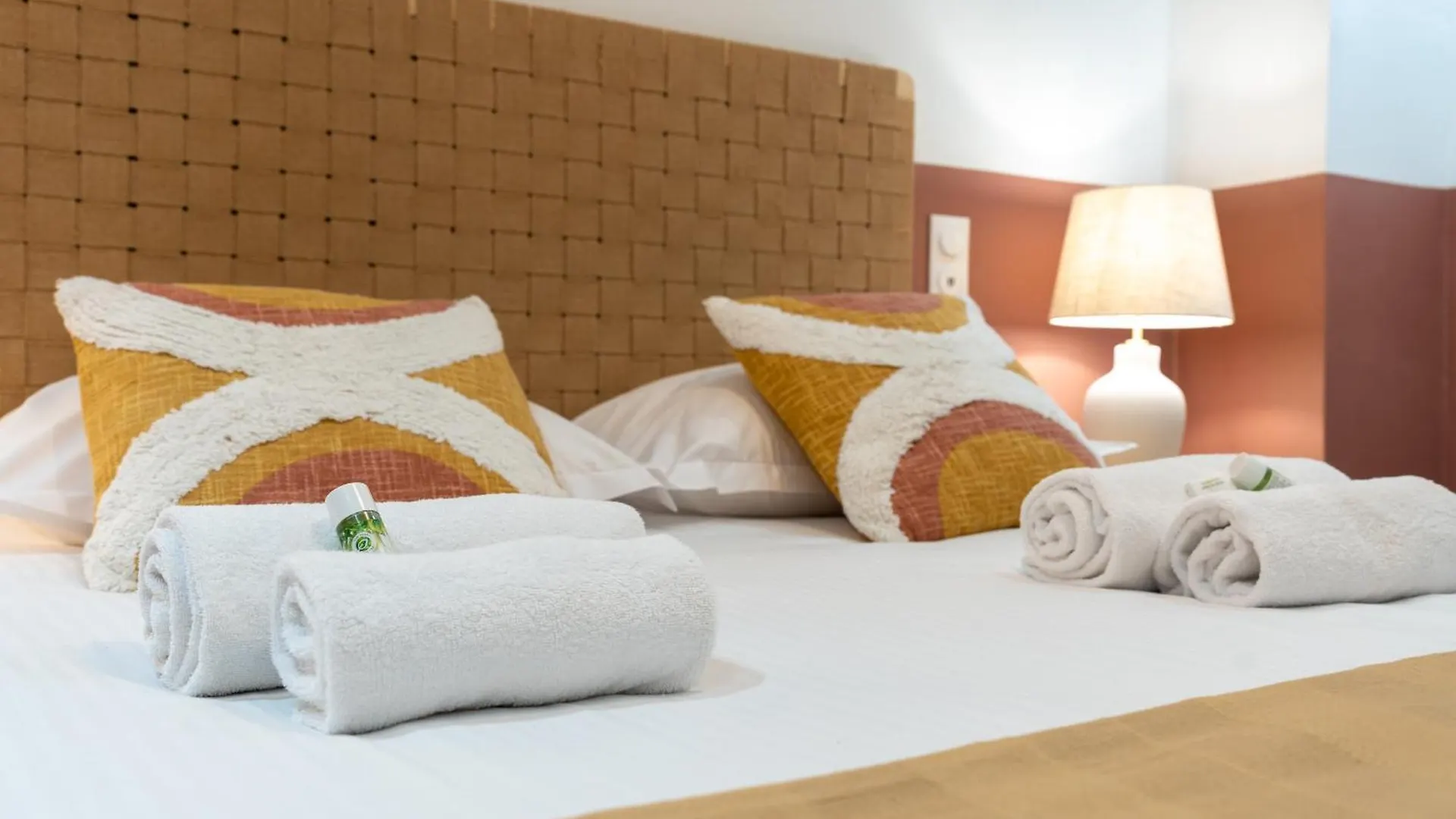 New - Designer Flat For 4 Pp Apartment Paris France