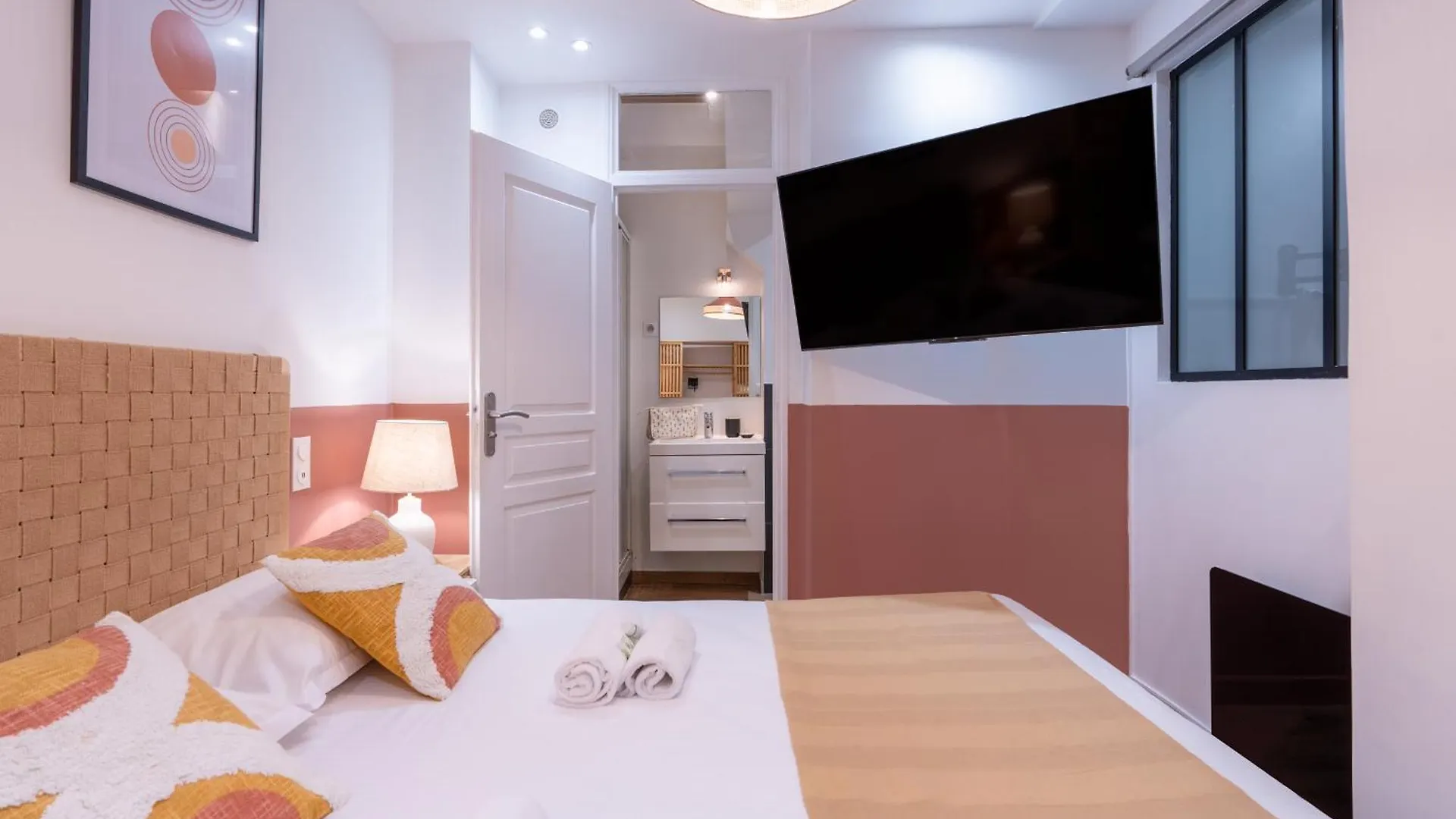 New - Designer Flat For 4 Pp Apartment Paris 0*,