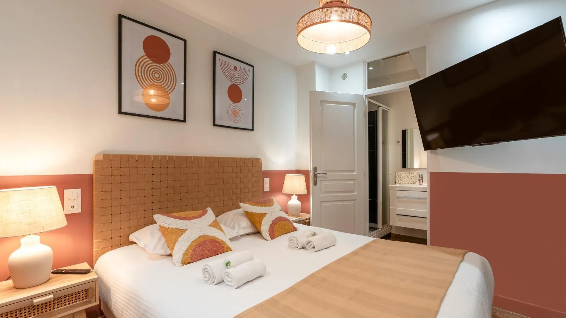 New - Designer Flat For 4 Pp Apartment Paris France